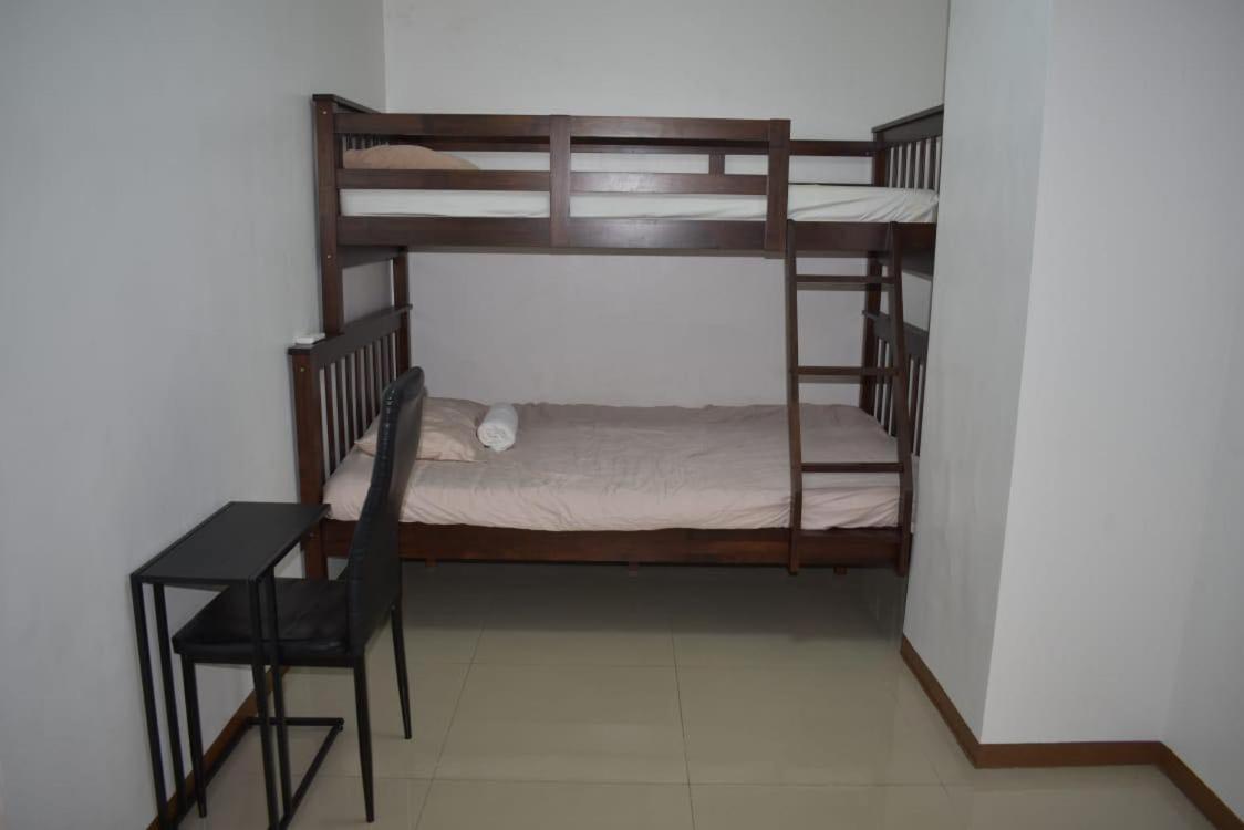 Affordable Makati Apt Manila Exteriér fotografie